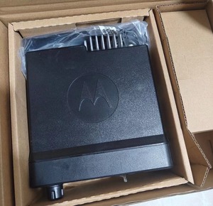 Motorola dgm8550e DMR đài phát thanh xe UHF VHF GPS <span class=keywords><strong>Bluetooth</strong></span> wifi di động cơ sở trạm 45 Wát hai chiều đài phát thanh Walkie Talkie dài phạm vi 30km - Product Image 4