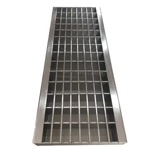 Yapı malzemesi sıcak daldırma galvanizli alüminyum paslanmaz çelik taban savı siper kapak veya ayak levha ile ucuz fiyat