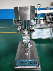 เครื่องปิดฝากระป๋องพลาสติกกึ่งอัตโนมัติรุ่นใหม่จากจีน - Product Image 3