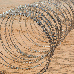Material <span class=keywords><strong>de</strong></span> hierro <span class=keywords><strong>de</strong></span> acero valla <span class=keywords><strong>de</strong></span> jardín senoidal <span class=keywords><strong>Concertina</strong></span> galvanizado <span class=keywords><strong>de</strong></span> alambre <span class=keywords><strong>de</strong></span> púas <span class=keywords><strong>de</strong></span> afeitar - Product Image 6