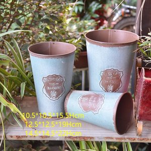 Meistverkaufte Metallkunsthandwerke Europäischer Retro-Blumentopf aus Verzinnung mit Distressed-Effekt, Geeignet für den Wohnzimmertisch - Product Image 2