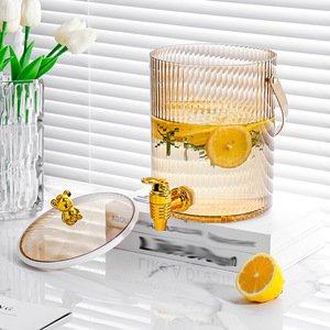 Carafe à eau froide avec robinet, 3,5 L, couleur ambre, distributeur de boissons rond pour usage domestique - Product Image 1