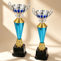Trofeo de Plástico Colorido en Oferta, Premio Deportivo Personalizado con Grabado, Recuerdo para Torneos y Eventos