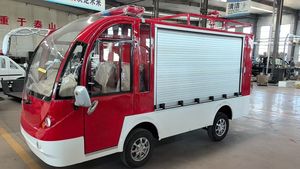Camion de pompiers électrique, mini-camion de lutte contre l'incendie, camion d'urgence, service de patrouille incendie pour utilisation hors route publique - Product Image 2