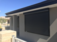 Persiana enrollable retráctil eléctrica de aluminio a prueba de viento automática para seguridad interna para ventanas de apartamento de sala de estar