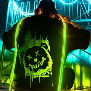 Camiseta de Algodón OEM con Brillo Nocturno, Camiseta con Logotipo Gráfico Luminoso Personalizado, Camiseta de Lujo que se Ilumina, Camiseta de Talla Grande para Hombre - Product Image 3