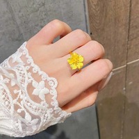 Chaîne de clavicule à fleurs et pompons dorés, chic, polyvalente, haut de gamme, élégante, raffinée, avec ensembles d'ornements de chaînes