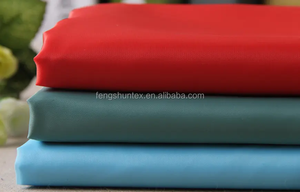 <span class=keywords><strong>Taffetas</strong></span> durable en polyester teinté uni 100% polyester poly stretch <span class=keywords><strong>taffetas</strong></span> 50d 50d 56gsm tissu de doublure - Product Image 3