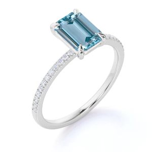 Anillo de Compromiso, Boda o Cumpleaños para Mujer, Plata de Ley 925, con Circonita Cúbica de Corte Esmeralda de 1.25 Quilates, Creada en Laboratorio - Product Image 4