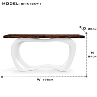 Table console de luxe style farmhouse, plateau en mosaïque géométrique en placage d'ébène, base en feuille de cuivre, finition haute brillance