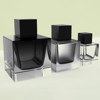 Vente en gros Carré personnalisé de 30ml 50ml 100ml Bouteille vide en verre pour huile parfumée avec couvercle en bois