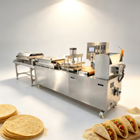 Machine de fabrication de tortillas arabes entièrement automatique avec four de cuisson et système de refroidissement pour crêpes, chapatis, rotis et tortillas