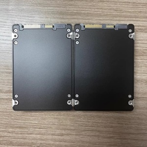 Horng Shing โซลิดสเตทไดรฟ์ใช้ MZILT15THMLA-00AH3 PM1643 SAS 15.36T SATA 6Gbps SSD - Product Image 6