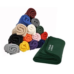 Giao Hàng Nhanh Bán Buôn Tùy Chỉnh Bất kỳ Màu Sắc 100% Polyester Quà Tặng Khuyến Mãi Chăn Màu Xanh Lá Cây Cực <span class=keywords><strong>Fleece</strong></span> Chăn Với Logo - Product Image 6