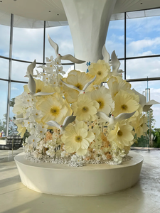 Fleur géante en papier crépon personnalisée haut de gamme, fleur artificielle de grande taille pour la décoration florale de mariage, événements extérieurs et vitrines - Product Image 2