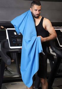 Serviette de sport en microfibre à séchage rapide, personnalisée, imprimée numériquement, pour le voyage, la remise en forme et la gym, avec sac en filet – Vente en gros - Product Image 2