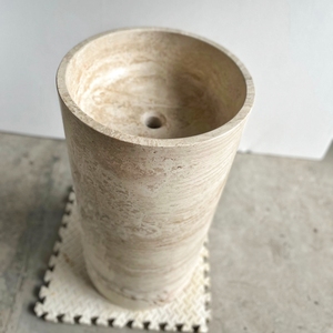 Lavabo sur pied rond en travertin beige naturel personnalisé, lavabo autoportant pour salle <span class=keywords><strong>de</strong></span> bain, lavabos pour hôtel moderne, maison - Product Image 1