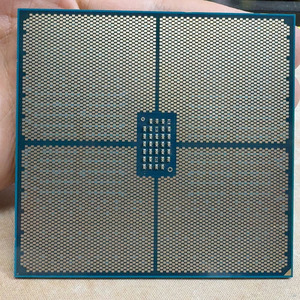 Procesador EPYC 9B14 de 96 Núcleos y 192 Subprocesos, 2.6GHz, Socket SP5, 400W, Serie 9004, AMD EPYC 9B14 - Product Image 1