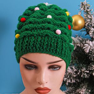 Nouveauté 2025 – Bonnets tricotés de Noël pour le festival d'hiver, avec pompon et motif décoratif Père Noël, parfaits pour les fêtes - Product Image 4