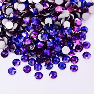 Oleeya Factory Wholesale 100% Good Feedback Glass Stone Flat Back Cold Fixation Non Hot Fix Crystal Rhinestone for Women Bikini - Product Image 5