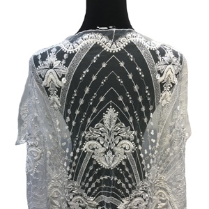 Tessuto in Pizzo Bianco di Dubai Ricamato con Perle, Tulle con Perline per Abiti da Sposa - Product Image 1