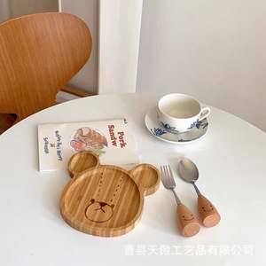 Plateau en bambou en forme d'ours, couleur bois naturel, design de dessin animé, assiette pour enfants - Product Image 2