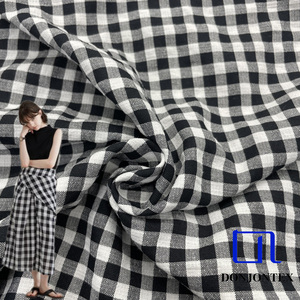 Tissu à carreaux de rayonne de polyester teint en fil de choix de créateur pour robe ou draps de lit pour femmes - Product Image 4