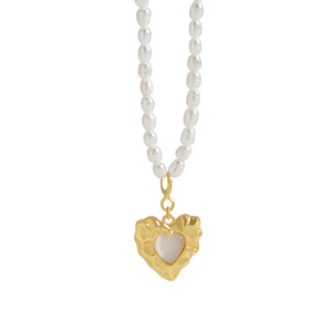 Perhiasan Grosir Lapis Emas 18K Baja Anti Karat <span class=keywords><strong>Set</strong></span> Perhiasan Anti Luntur Kalung Liontin Hati Mutiara Imitasi Cincin untuk Wanita - Product Image 4