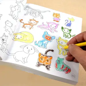 Kalem ve mum boya ile özelleştirilmiş boyama çocuk boyama kitabı