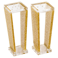 Cadeaux Judaïca personnalisés pour la Pessa'h et le Shabbat : Distributeur d'herbes et d'épices en acrylique, salière et poivrière en Lucite