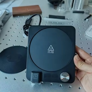 เครื่องอุ่นแก้วไฟฟ้าแบบพกพาขนาดเล็ก อุ่นเร็ว พร้อมตั้งค่าอุณหภูมิ สำหรับกาแฟหรือเครื่องดื่ม พร้อมฝาปิด - Product Image 5