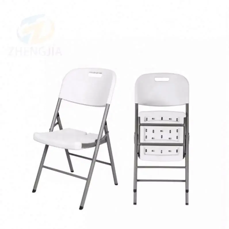 저렴한 금속 및 흰색 플라스틱 접이식 의자