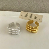 Großhandel Messing Echtvergoldeter Damen Statement-Ring Mehrsträngiger Strukturierter Offener Verstellbarer Breiter Bandring Party-Geschenk Schmuck