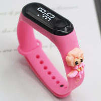 Montre numérique LED en plastique pour enfants - Boîtier ovale amusant et élégant avec affichage LED, résistante à l'eau 3BAR