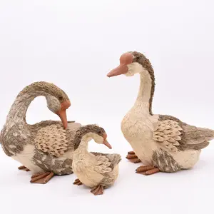 GY BSCI Easter Decoration Natural Straw Goose Easter Straw Animal Table Decoration Outdoor Garden Decoration