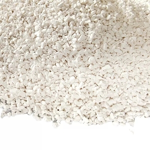 Poudre blanche granulaire CAS 108-80-5 stabilisateur de <span class=keywords><strong>piscine</strong></span> à l'acide cyanurique - Product Image 1