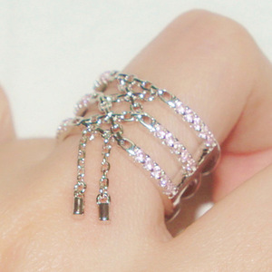 Anello da Cocktail Geometrico T0031 in Argento 925 con Cristalli e Strass, Incastonatura a Pavé e a Canale, Gioielli da Festa per Donne - Product Image 2