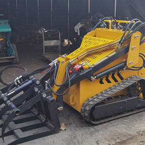 <span class=keywords><strong>Mini</strong></span> Cargador Compacto Eléctrico Micro-Track Slip en Venta con Accesorios - Product Image 6