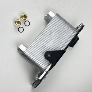 Nouveau refroidisseur d'huile hydraulique RE201108 68004317AA pour J D 7710 7810 315SJ 310J 310SJ 410J - Product Image 2