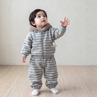 Ensemble de vêtements pour bébé garçon et fille, sweat-shirt à capuche rayé épais et chaud pour l'hiver, pantalon, tenue en deux pièces