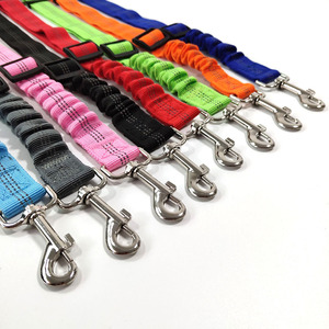 Cintura di sicurezza per auto all'ingrosso cintura di sicurezza per cani guinzaglio per cani cintura per veicoli ammortizzazione regolabile corda di sicurezza riflettente elastica per cane gatto - Product Image 4