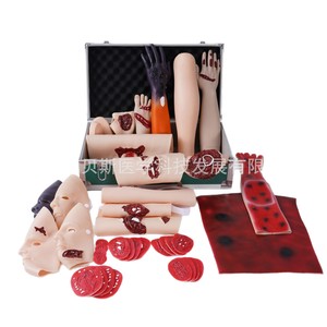 Module de traumatologie KBS/SQ43 : Module d'évaluation des traumatismes et de formation infirmière ; Équipement simulateur de présentation des blessures : Trousse de blessures - Product Image 1