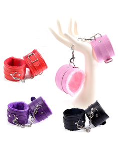 고품질 속박 수갑 조정 가능한 PU 가죽 구속 섹시한 속박 BDSM 섹스 토이 게임 퍼지 수갑 - Product Image 5