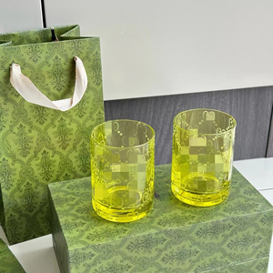Juego de 2 Copas de Vino de Cristal de Estilo Retro Vintage, Capacidad de 301-400 ml, en Caja de Regalo - Product Image 4