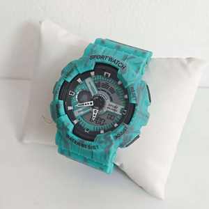 Montre connectée tendance noire et or, montre électronique de mode, montre de sport d'extérieur étanche pour hommes - Product Image 3