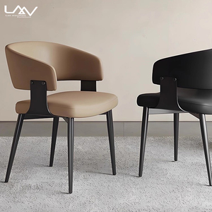 Silla de Comedor de Estilo Italiano para Restaurante u Hotel, Silla de Comedor de Lujo con Marco de Metal y Cuero para el Hogar - Product Image 1