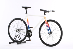 Bicicleta <span class=keywords><strong>de</strong></span> Piñón Fijo <span class=keywords><strong>de</strong></span> Alta Calidad con Cuadro <span class=keywords><strong>de</strong></span> Aluminio y Horquilla <span class=keywords><strong>de</strong></span> Carbono 700C, Personalizada - Product Image 2