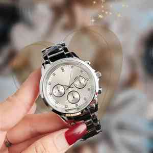 Bossse Geneva, reloj triangular invertido para mujer, correa de silicona, rejillas de estilo empresarial, diseño elegante para parejas, caja de aleación de cuarzo de 38mm - Product Image 6