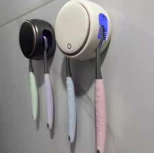 زوجين بتصميم جديد من شركة تصنيع المعدات الأصلية مثبتين على الحائط لحامل UVC مع وظيفة تسخين وتجفيف لفرشتي أسنان - Product Image 2