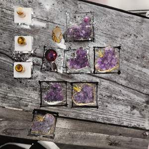 Natural Amethyst <b>Cluster</b> Pendant White <b>Crystal</b> Irregular Tooth Cave Heart-Shaped Necklace Carved Gemstone Material - Product Image 3